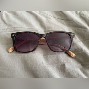 Classic Tortoise Shell Sunglasses